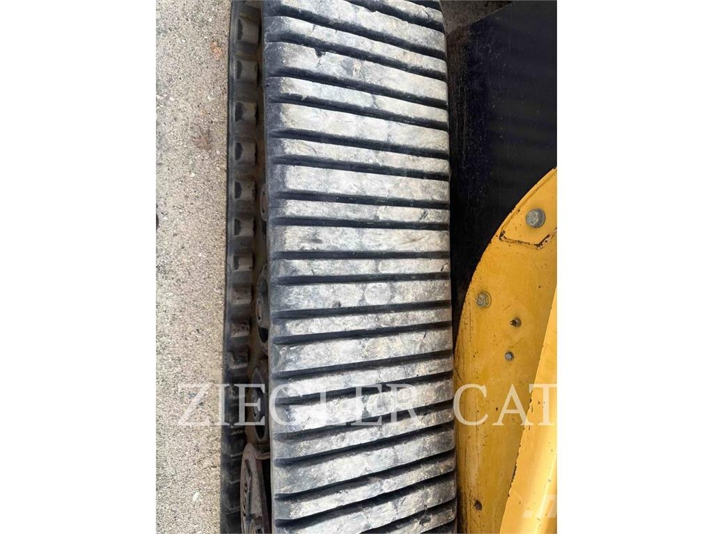 CAT 247B Rupsladers