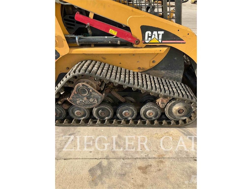 CAT 247B Nakladalci goseničarji