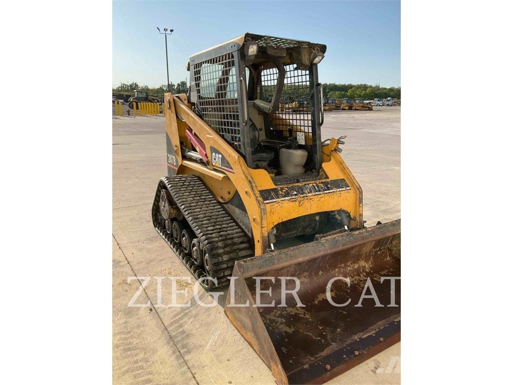 CAT 247B Nakladalci goseničarji