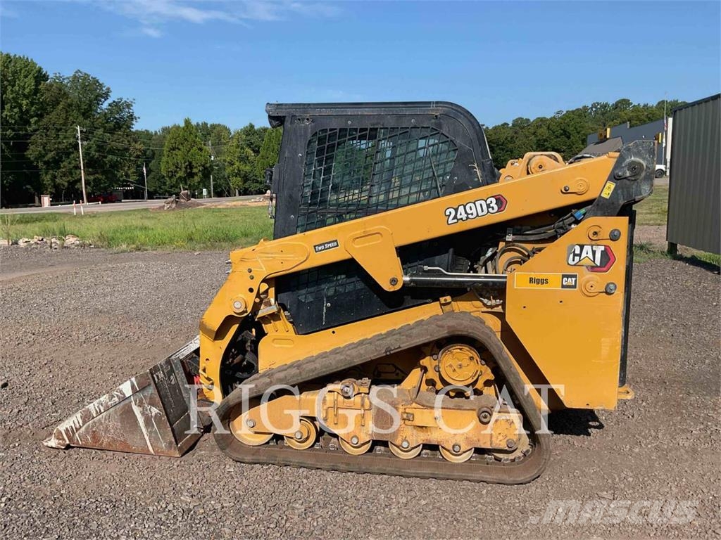 CAT 249D A لوادر انزلاقية التوجيه