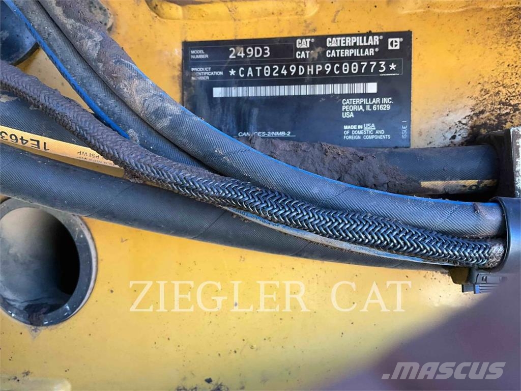 CAT 249D3 Nakladalci goseničarji