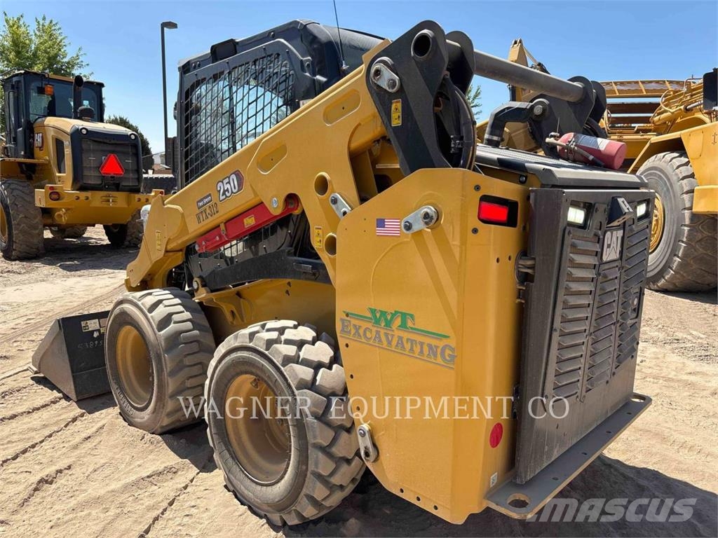 CAT 250 Lietoti riteņu kompaktiekrāvēji