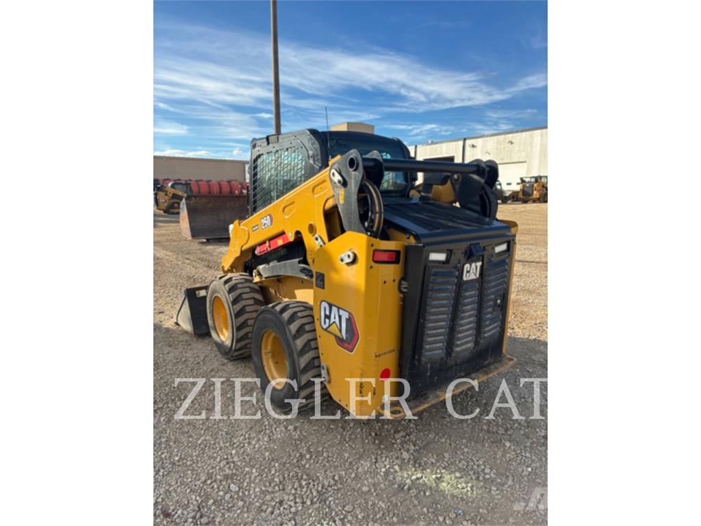 CAT 250 Kompaktrakodók