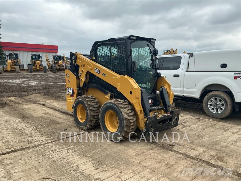 CAT 250-05 Kompaktlader
