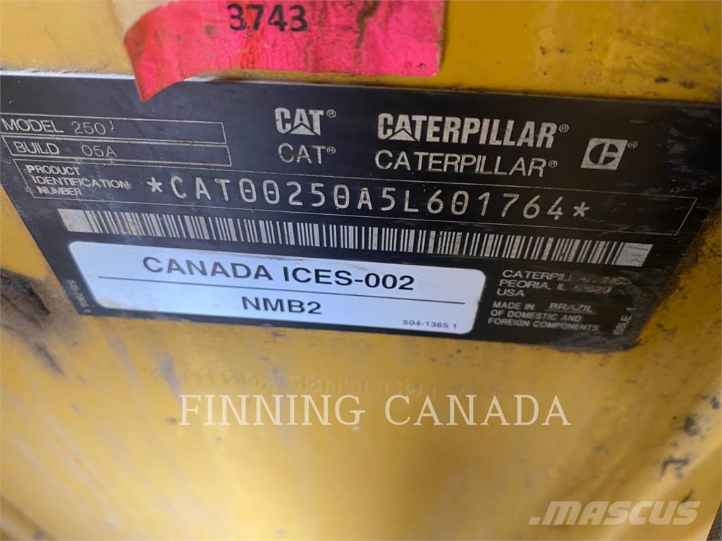 CAT 250-05 Kompaktlader
