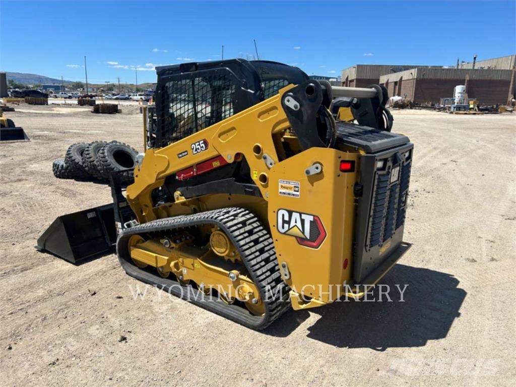 CAT 255 Skid steer loaders