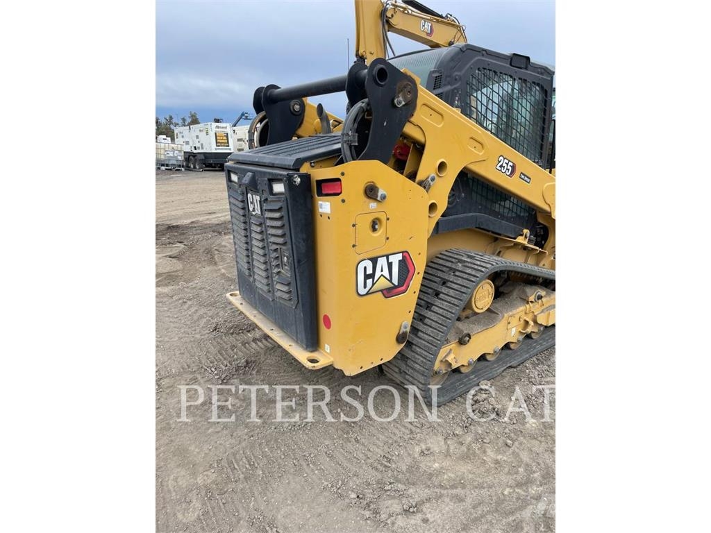 CAT 255 Liukuohjatut kuormaajat