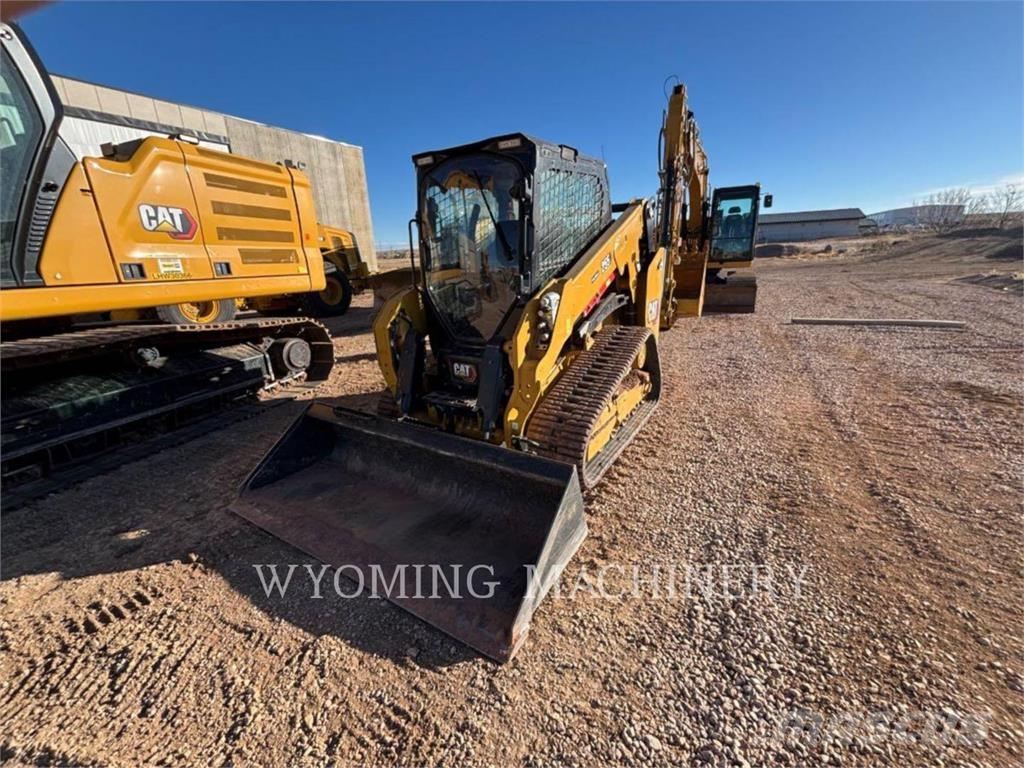 CAT 255 Skid steer loaders