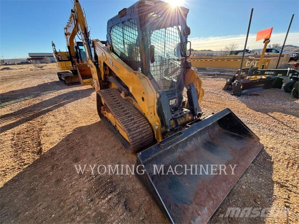 CAT 255 Skid steer loaders