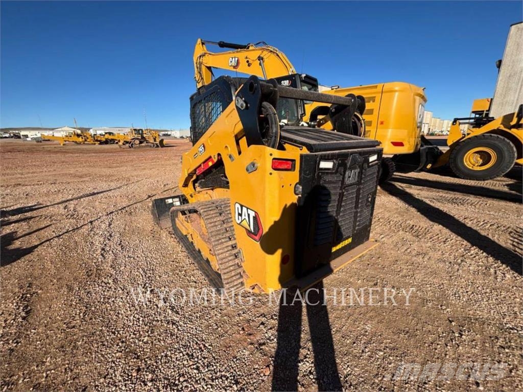 CAT 255 Skid steer loaders