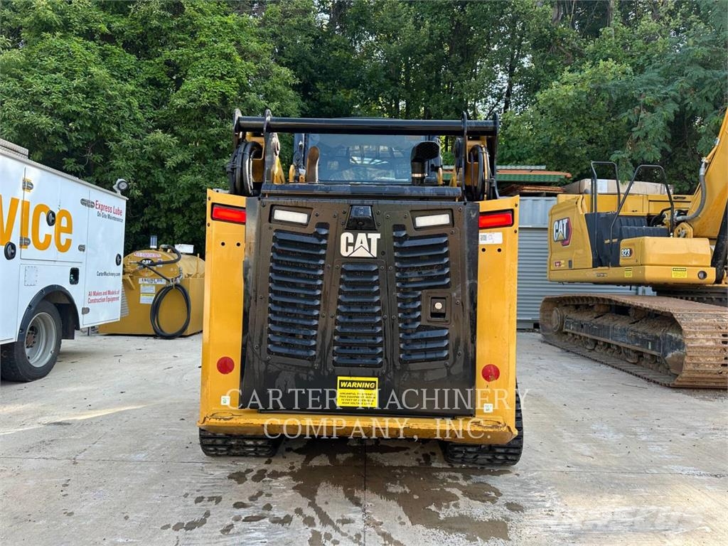 CAT 255 Šmykom riadené nakladače