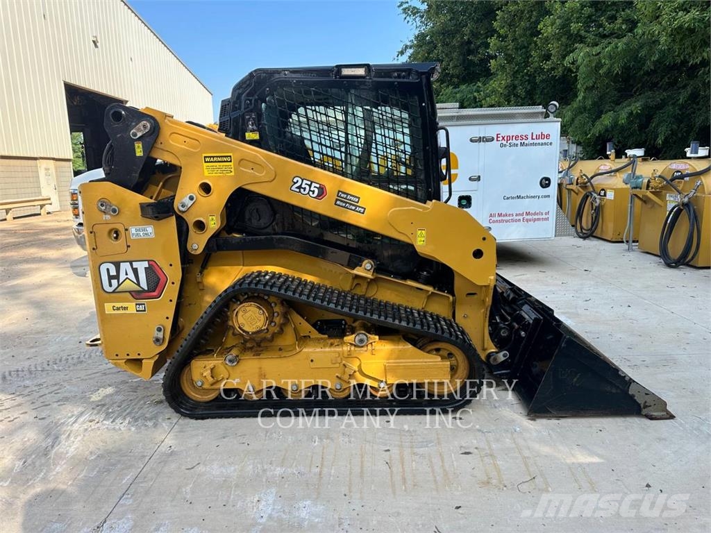 CAT 255 Šmykom riadené nakladače