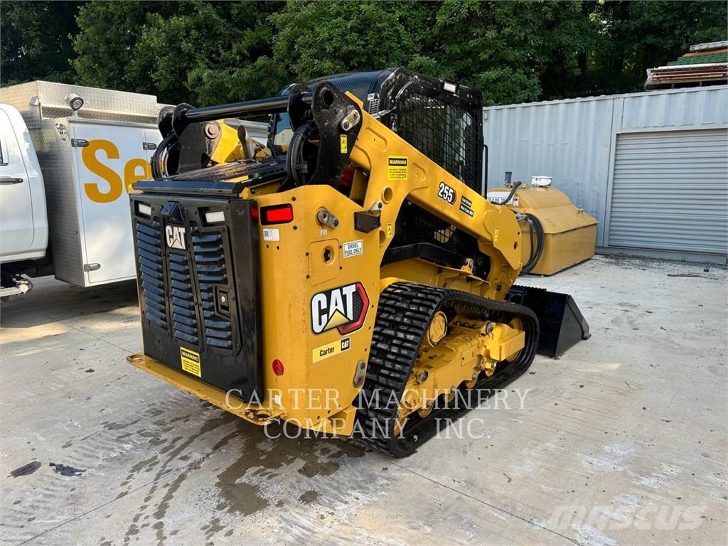 CAT 255 Šmykom riadené nakladače