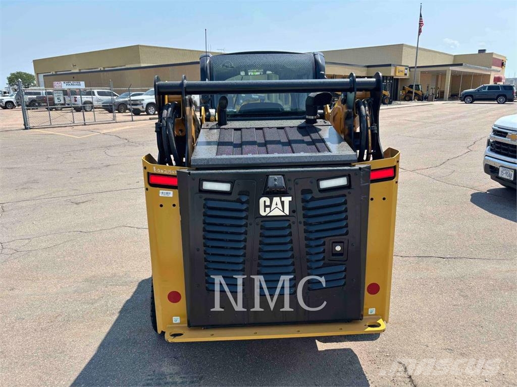 CAT 255 Crawler FEL's
