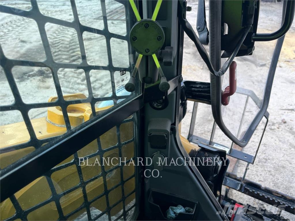 CAT 255 Cargadoras sobre orugas