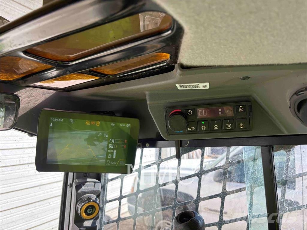 CAT 255 Kāpurķēžu iekrāvēji