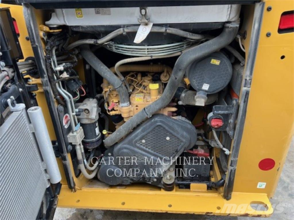CAT 255-05 Skid steer loaders