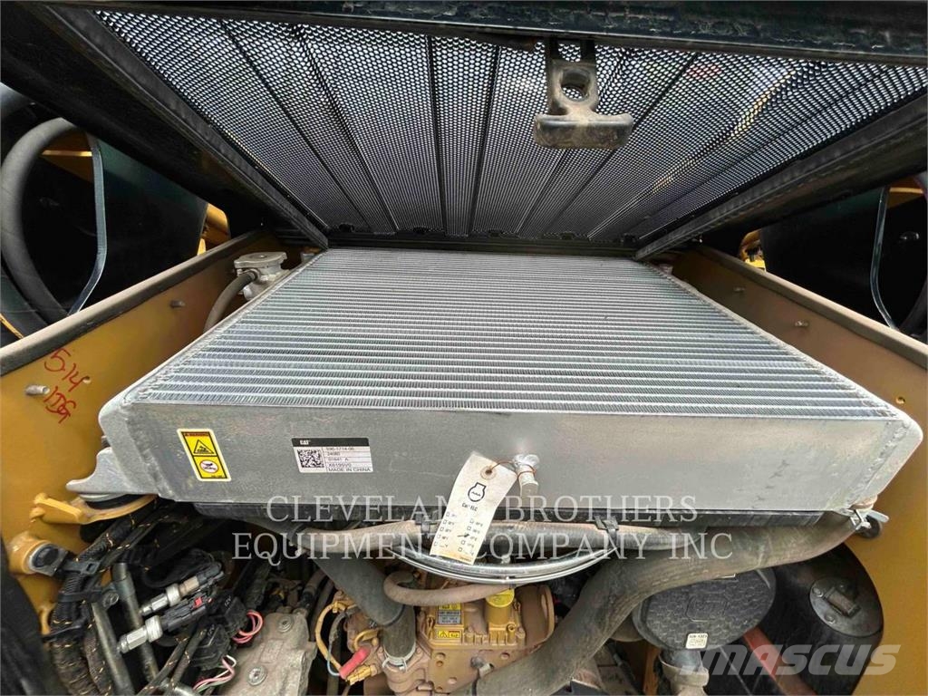 CAT 255-05 Crawler FEL's