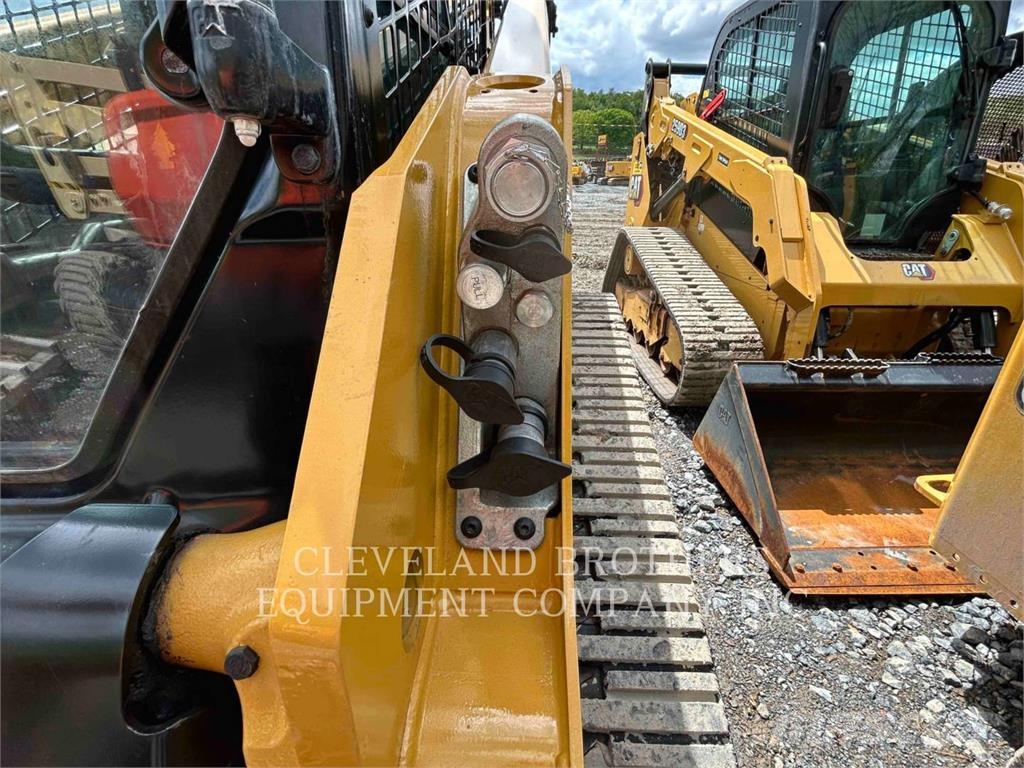 CAT 255-05 Crawler FEL's