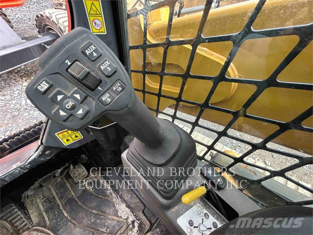CAT 255-05 Crawler FEL's