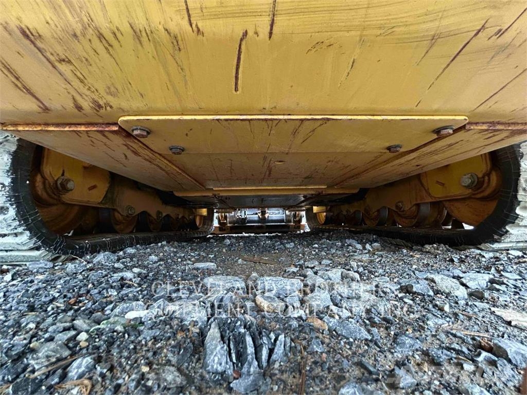 CAT 255-05 Crawler FEL's
