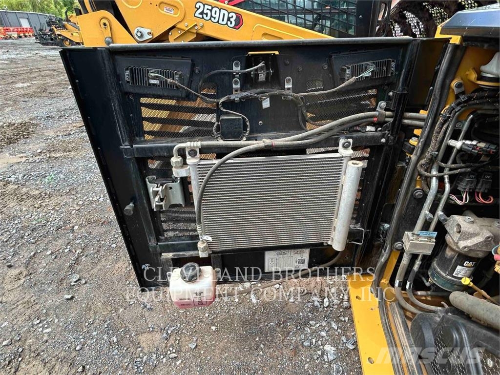 CAT 255-05 Crawler FEL's