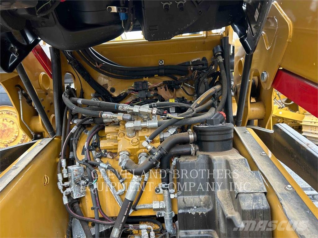 CAT 255-05 Crawler FEL's