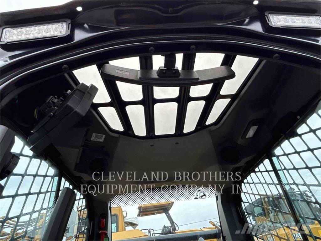 CAT 255-05 Crawler FEL's