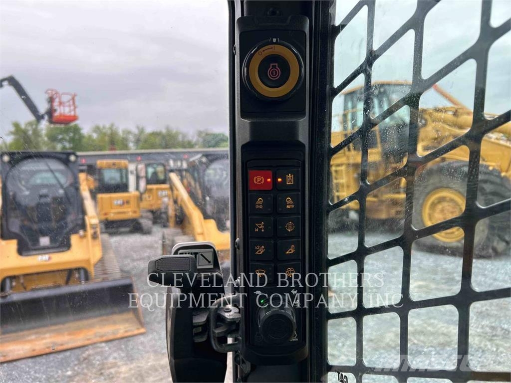 CAT 255-05 Crawler FEL's
