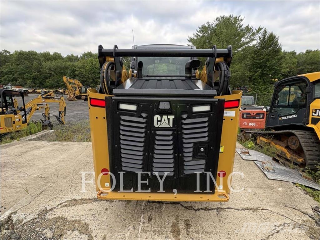 CAT 255-05 Crawler FEL's