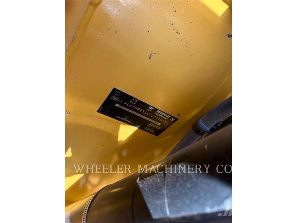 CAT 255 C3HF Laderaupen