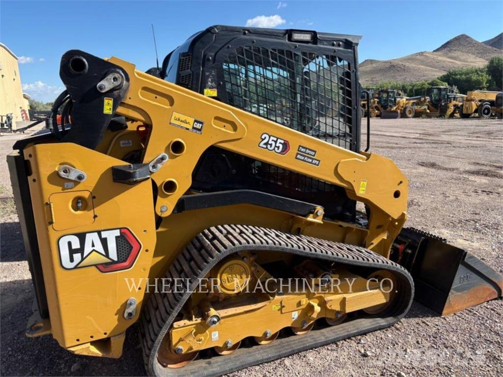 CAT 255 C3HF Laderaupen