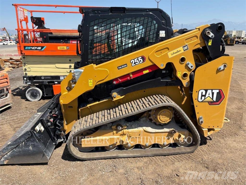 CAT 255 C3T4 Telakuormaajat