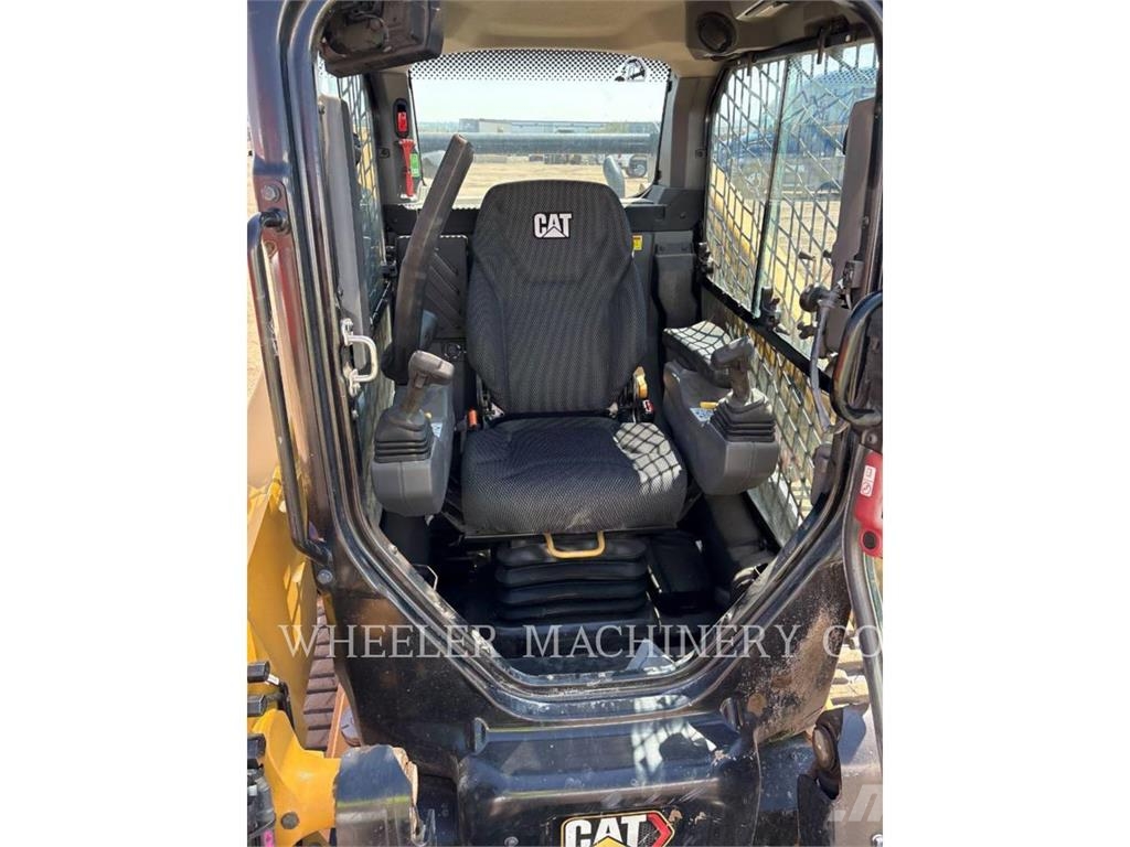 CAT 255 C3T4 Telakuormaajat