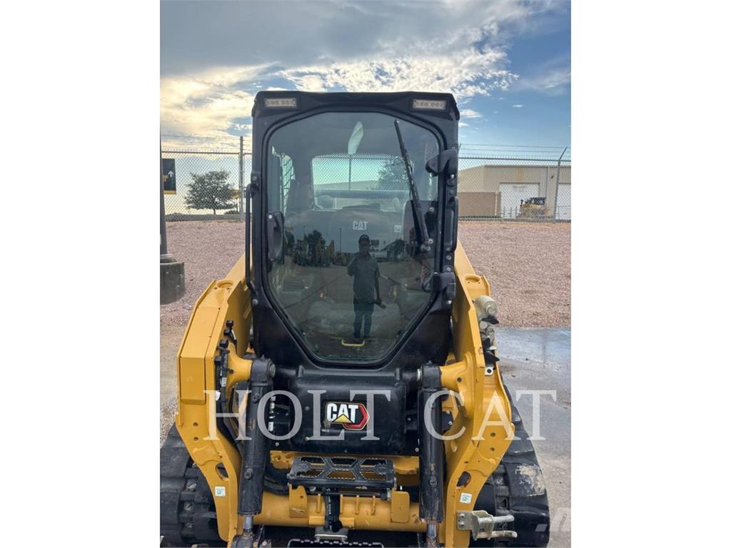 CAT 255 CAB Skid steer loaders