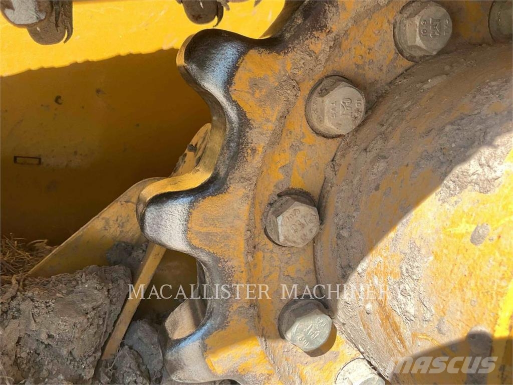 CAT 255-S 推土機