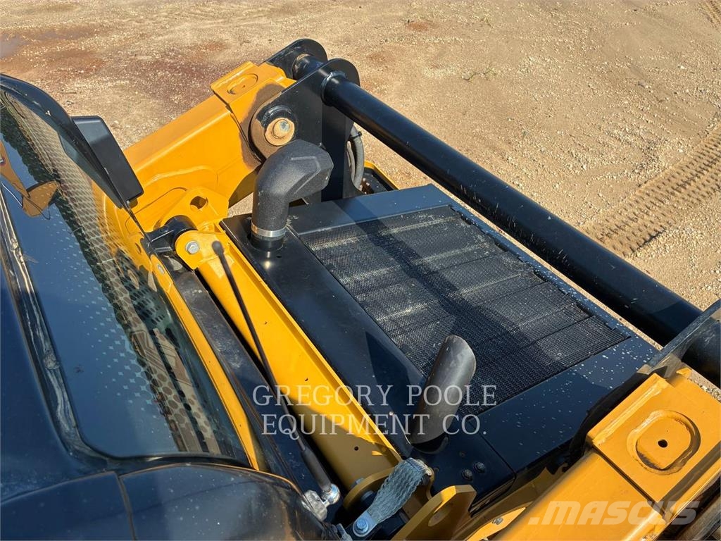 CAT 25505 Crawler FEL's