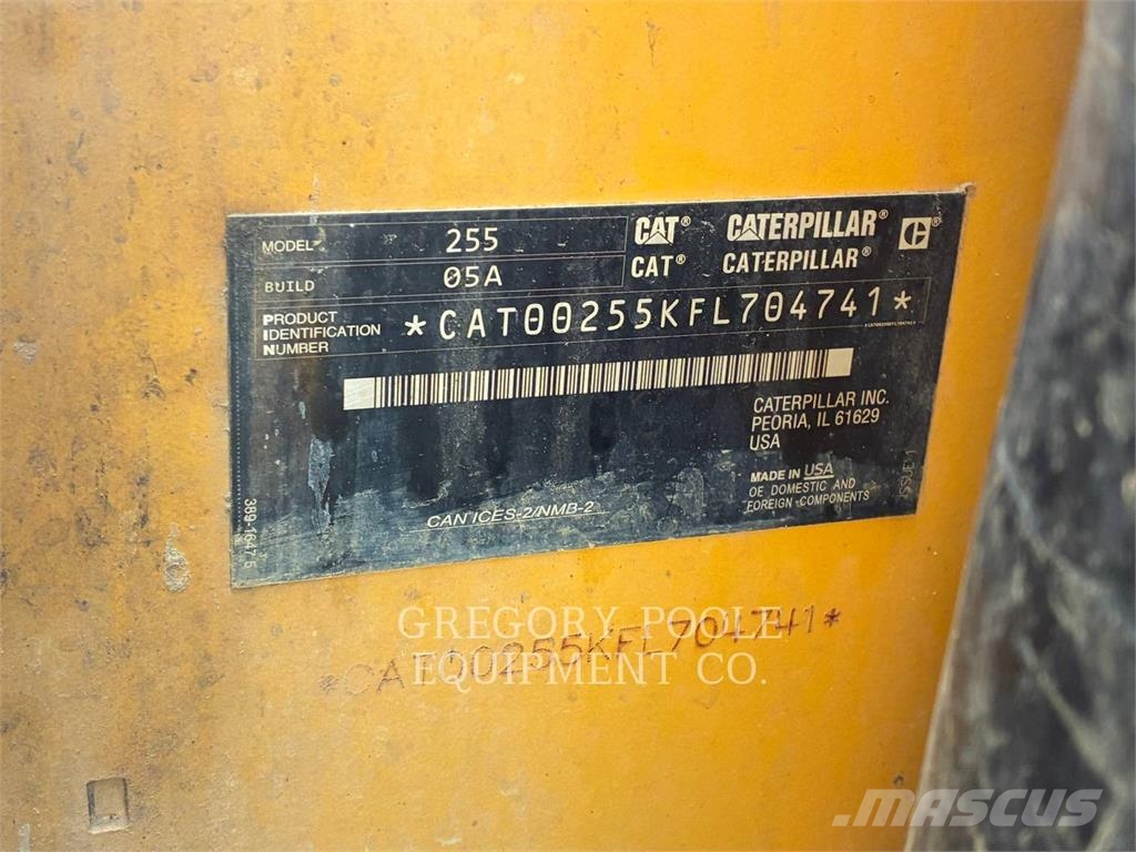 CAT 25505 Crawler FEL's