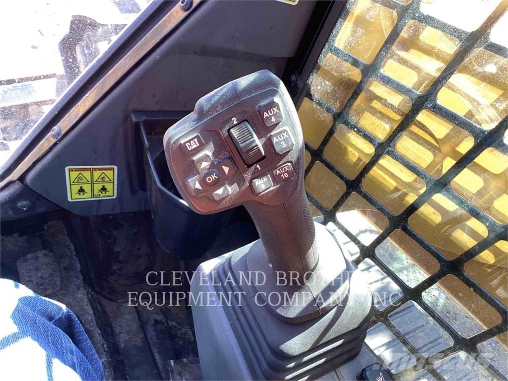 CAT 25505 Crawler FEL's