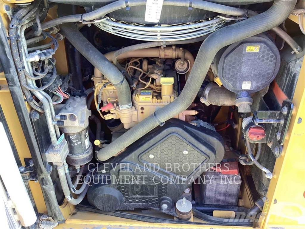 CAT 25505 Crawler FEL's
