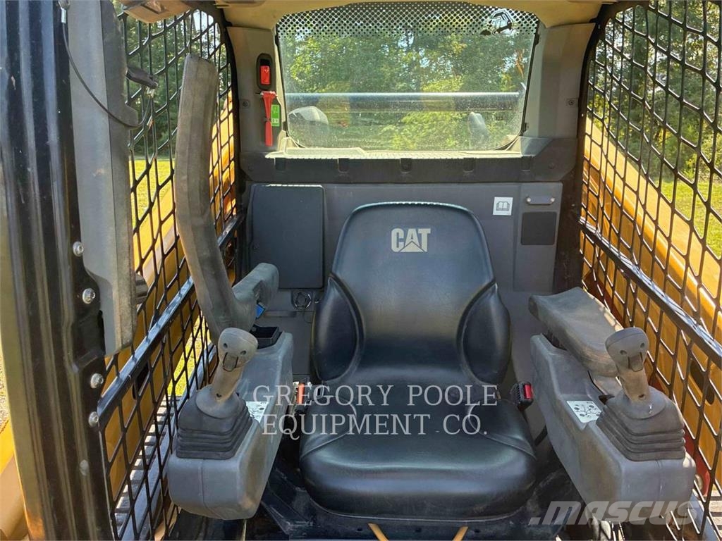 CAT 25505 Crawler FEL's