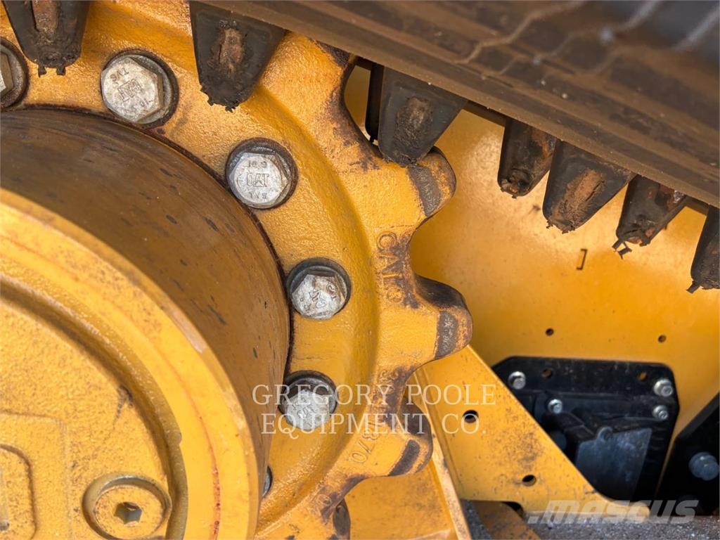 CAT 25505 Crawler FEL's