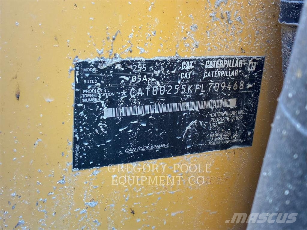 CAT 25505 Lánctalpas homlokrakodók