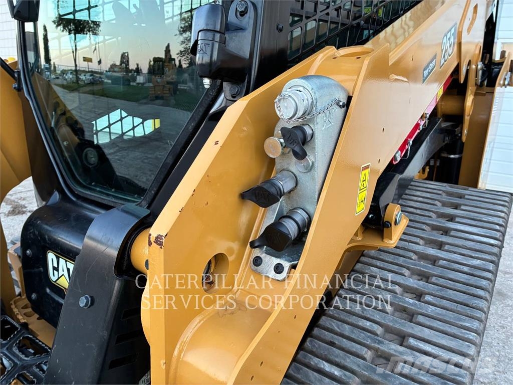 CAT 25505 궤도식 로우더