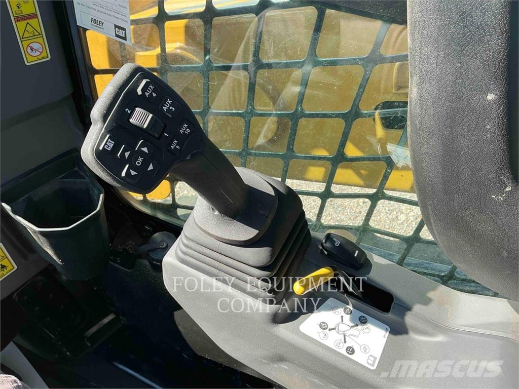 CAT 25505 Skid steer loaders