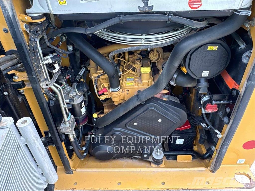 CAT 25505SC 滑移轉向裝載機