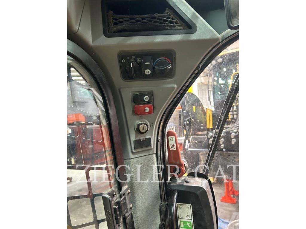 CAT 257D Roomiklaadurid