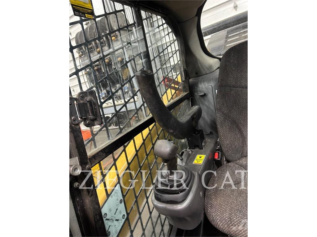 CAT 257D Roomiklaadurid