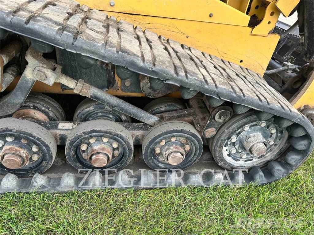 CAT 257D Nakladalci goseničarji