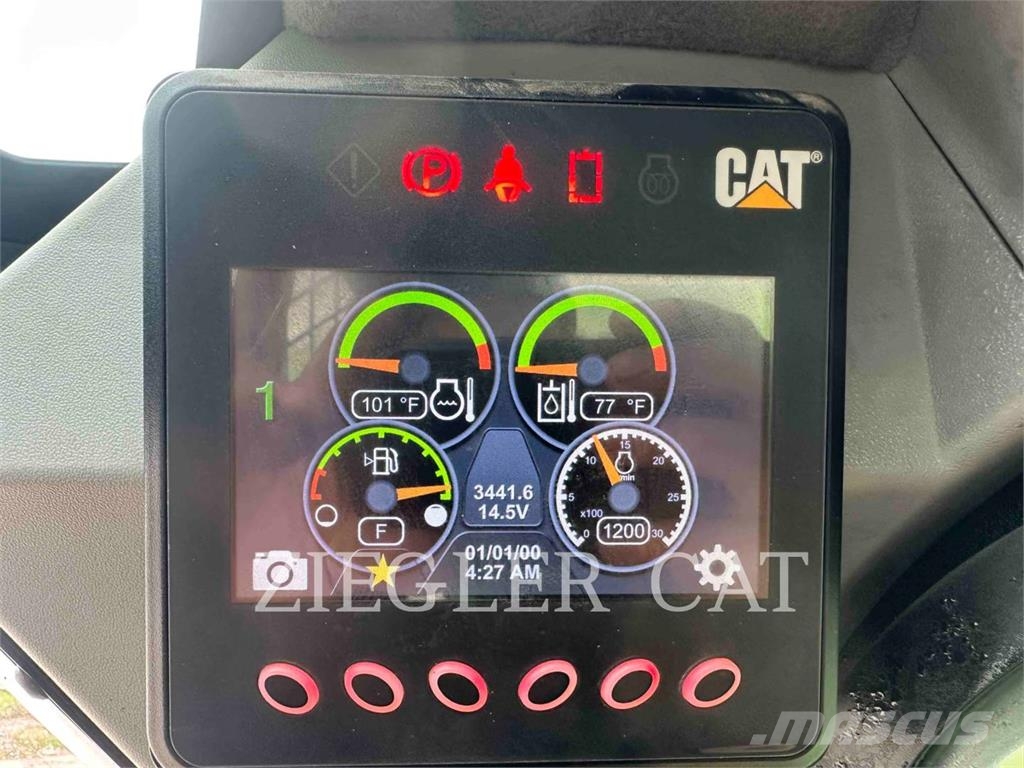 CAT 257D Nakladalci goseničarji